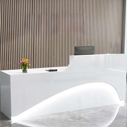 120cm White Reception Desk image 1