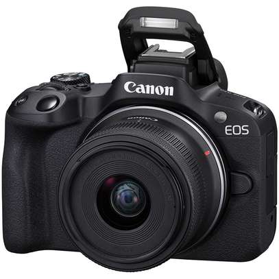 Canon EOS R50 with 18-45mm and 55-210mm Lenses image 5