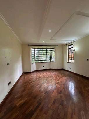 4-Bedroom All-En-Suite House + DSQ for Sale Kerarapon image 8