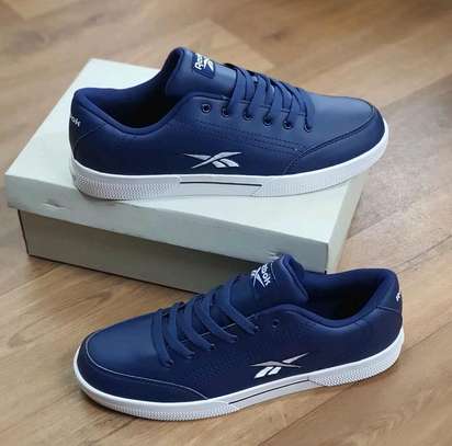Leather casual sneakers image 1