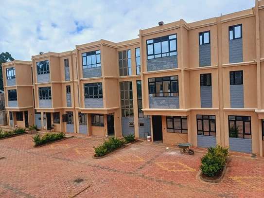 4 Bed Townhouse with En Suite at Gikambura image 3