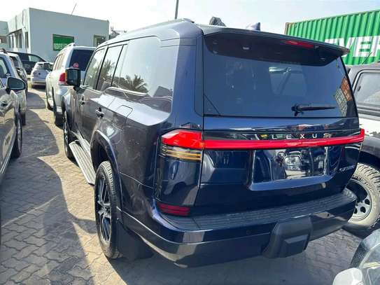 Lexus GX550 Blue 2024 Sunroof image 10