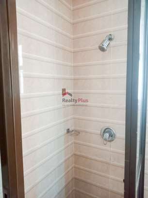 2 Bed Apartment with En Suite in Kilimani image 8