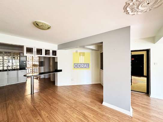 4 Bed Apartment with En Suite in Kilimani image 12
