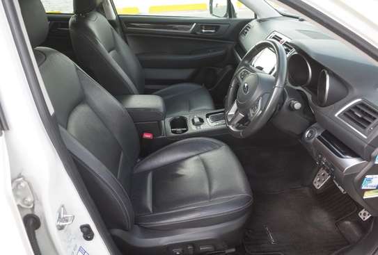 2014 Subaru Outback Limited W/Leather Seats image 9