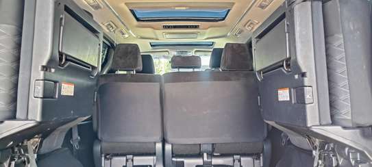 Toyota Alphard Executive 2018 Sunroof Black image 51