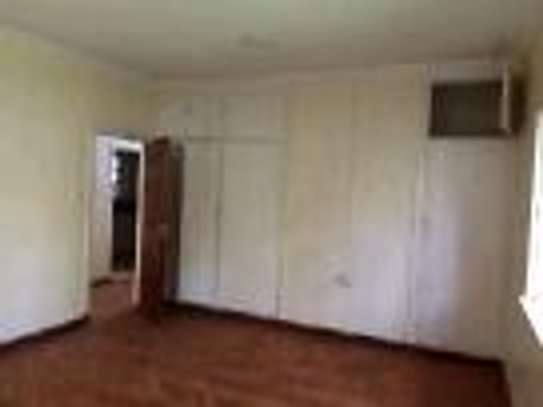 Lavington -Delightful five bedrooms bungalow for rent. image 3