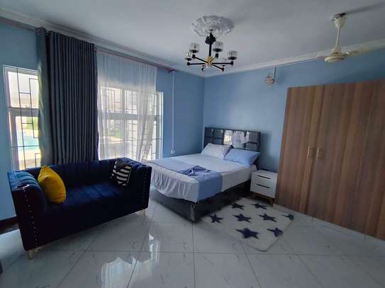 3 Bed House with En Suite at Sun And Sand Hotel image 33