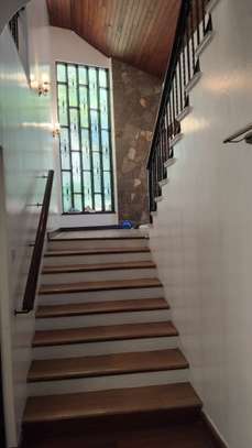 4 Bed House with En Suite in Muthaiga image 8