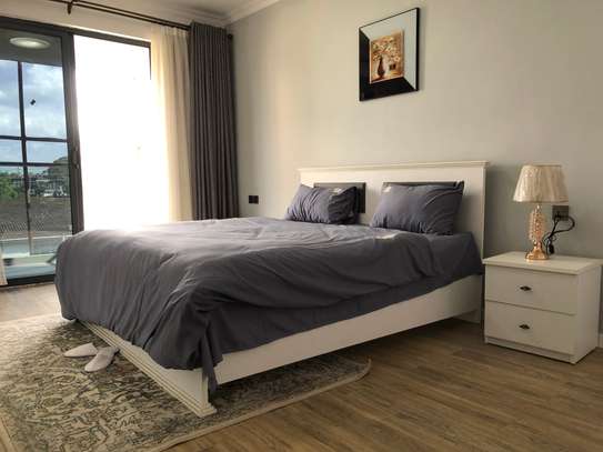 4 Bed Apartment with En Suite at Gtc image 1