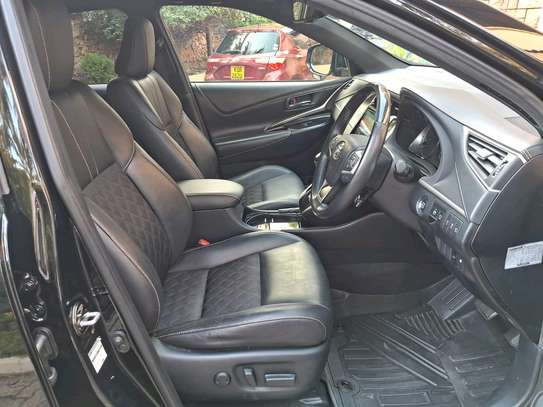 TOYOTA HARRIER PREMIUM PACKAGE 2019MODEL image 12