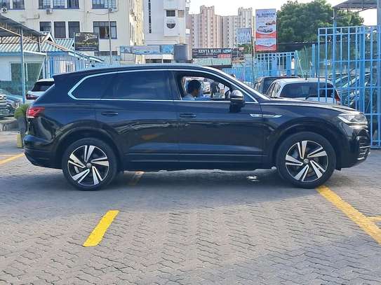 Volkswagen Touareg TDI 4MOTION 2019 Diesel image 9
