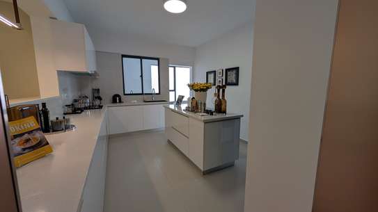 5 Bed Apartment with En Suite at Ndemi Road image 6