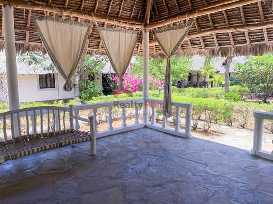 2 Bed Villa with En Suite in Malindi image 7