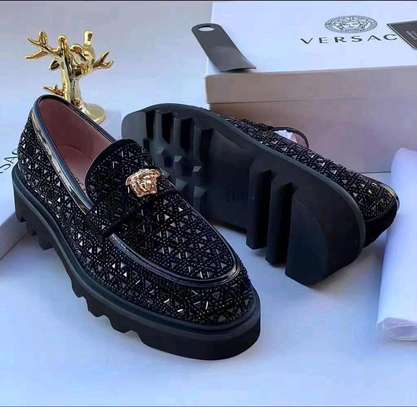 Official Luxury Designer Shoes

Sizes 40_45

Ksh 7999 image 1