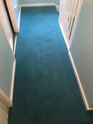 QUALITY      WALL TO WALL CARPET image 5