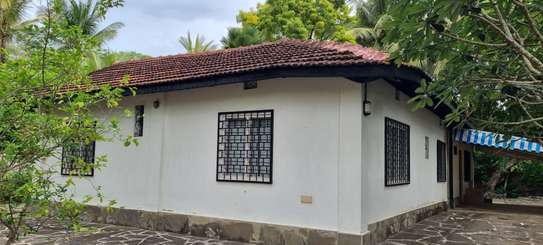 3 Bed House with En Suite at Kanamai image 17