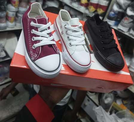 Maroon kids converse outlet