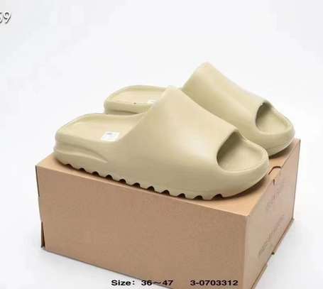 Adidas Yeezy Slide Pure Resin Casual Shoes image 1