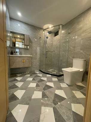 2 Bed Apartment with En Suite in Kilimani image 7
