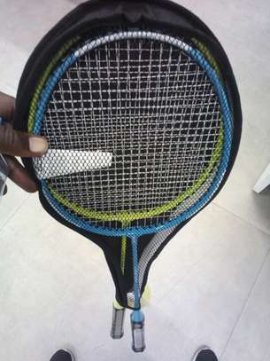 Adult badminton set 2 rackets 2 shuttle corks image 9