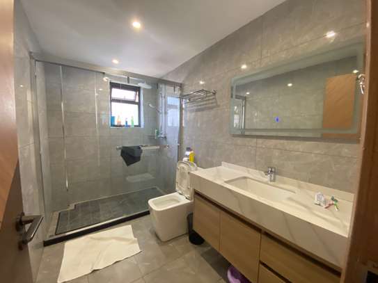 Serviced 3 Bed Apartment with En Suite in Riverside image 13