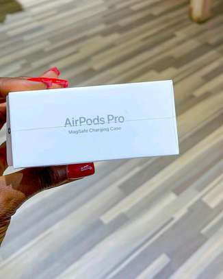 Airpods Pro image 3