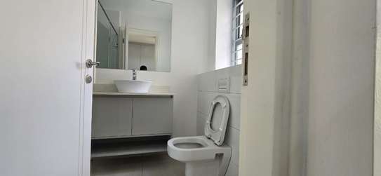 3 Bed Apartment with En Suite in Runda image 15