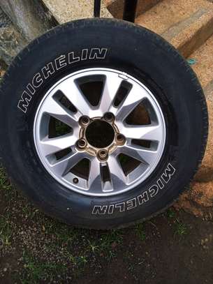 4 Rims R17 And Michelin Tyre P265/70 image 1