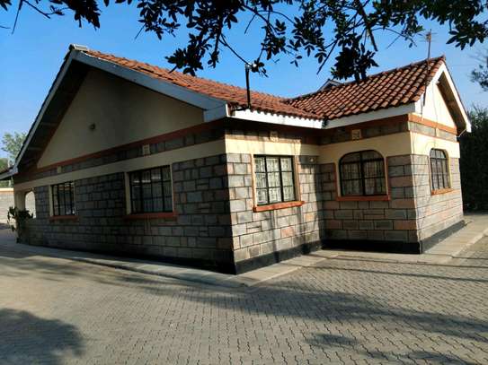 Bungalow for sale image 10