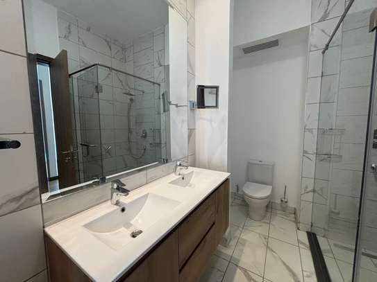 2 Bed Apartment with En Suite at Two Rivers image 23