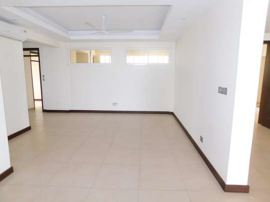 3 Bed Apartment with En Suite at City Mall image 24