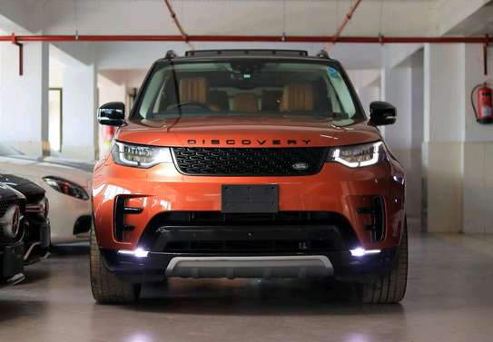 2018 Land Rover discovery 5 petrol image 9