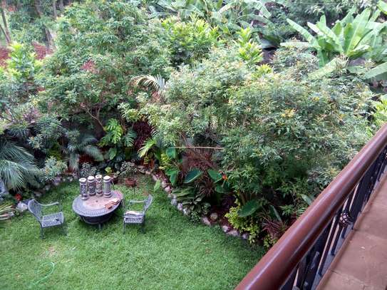Serviced 2 Bed Apartment with En Suite at Nyari Central image 2