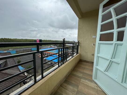 2 Bed Apartment with En Suite in Kamakis image 13