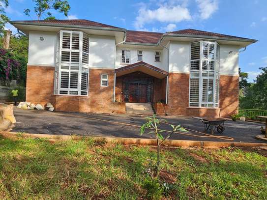 6 Bed House with En Suite at Rosslyn image 28