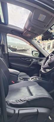 Nissan X-Trail Sunroof Black 2018 4wd image 12