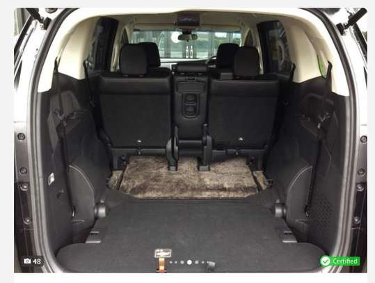 Honda Odyssey 8 seater image 11
