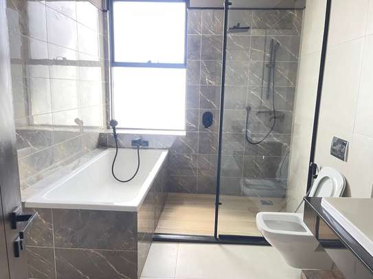 4 Bed Apartment with En Suite in Westlands Area image 12