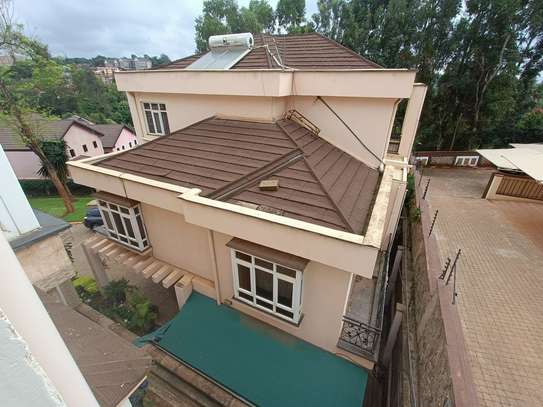 6 Bed Townhouse with En Suite at Lavington image 1