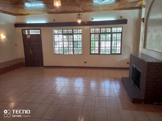 5 Bed House with En Suite at Off Ruaka Rd image 3
