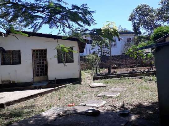 House  in Nyali Area image 9