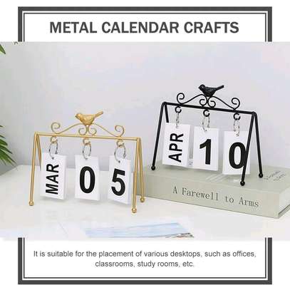 Desk calendar image 1