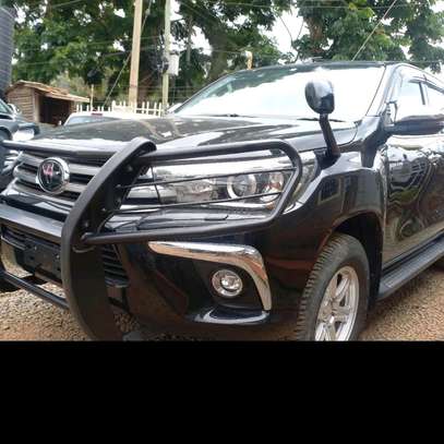 2018 Toyota Hilux double cab image 1