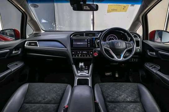 Honda Shuttle hybrid 2018 image 5