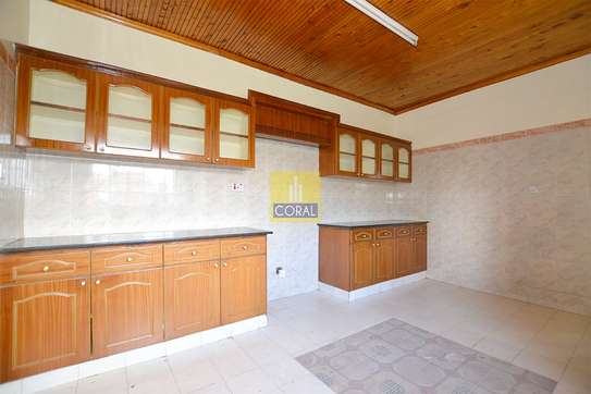 4 Bed Apartment with Swimming Pool in Westlands Area image 4