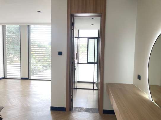 5 Bed Townhouse with En Suite in Lavington image 6