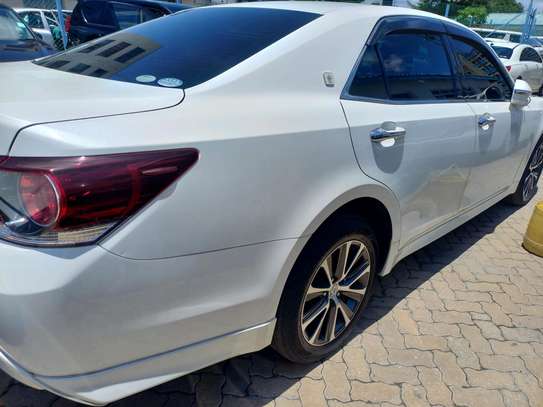 TOYOTA CROWN ATHLETS S NON HYBRID. image 1