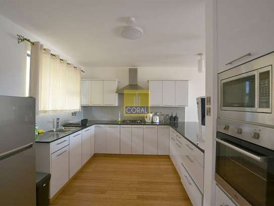 3 Bed Apartment with En Suite at Garden City image 18