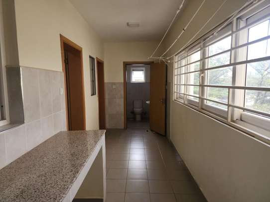 3 Bed Apartment with En Suite in Westlands Area image 12